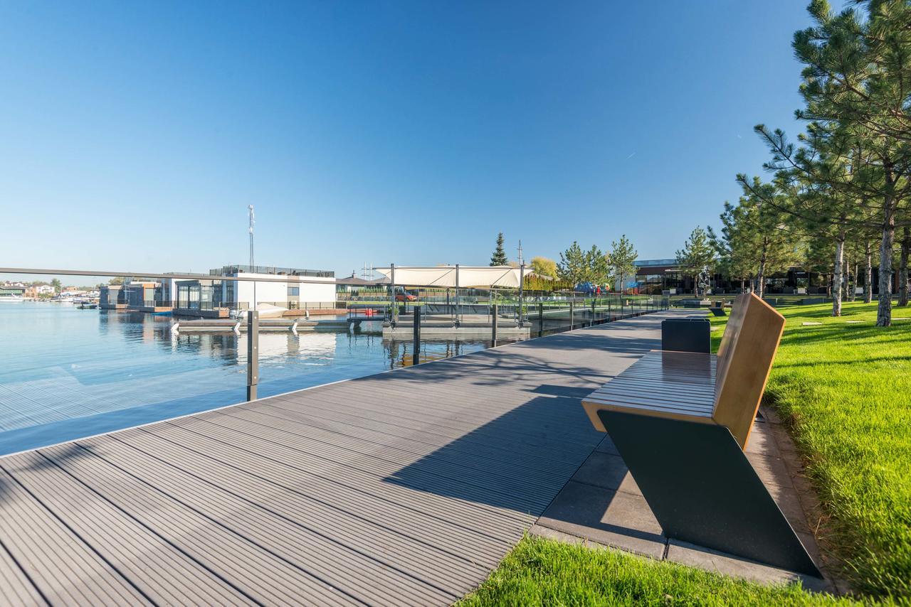 Riviera Zoloche Resort & Spa Vishenki  Exterior foto